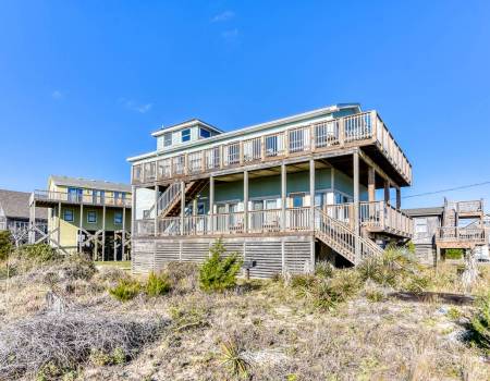 Made It semi oceanfront home in Hatteras