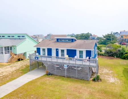 The Salty Dog oceanside home in South Nags Head