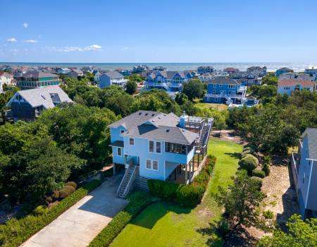 Stella Marina oceanside home in Corolla